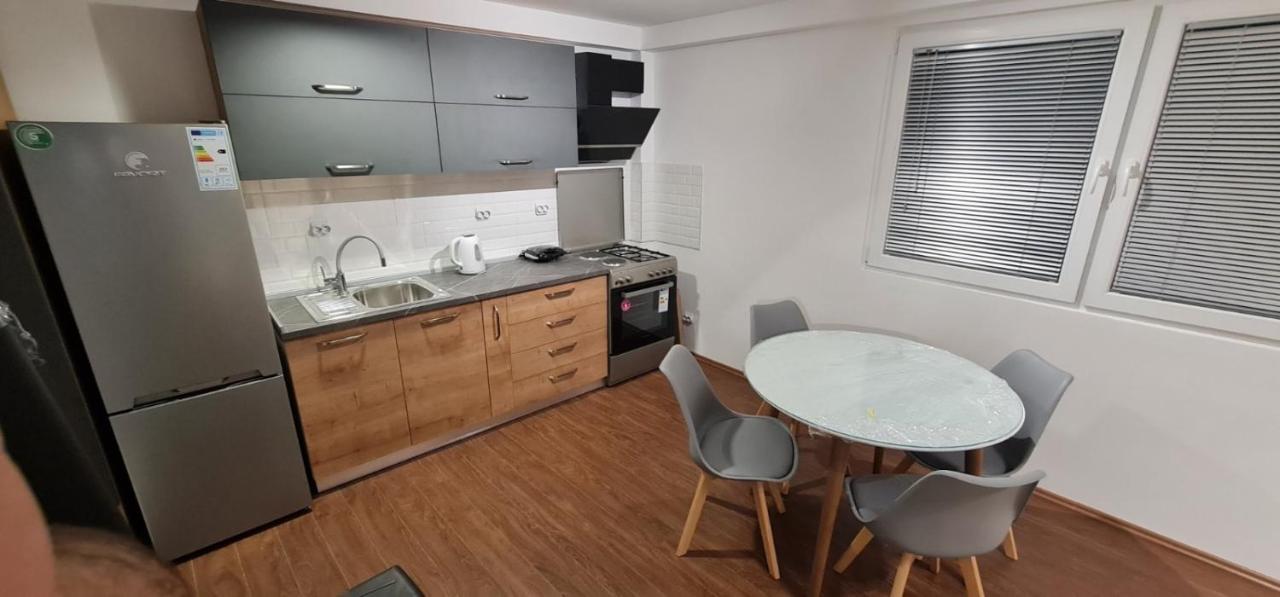 Mavrovo Square " Villas & Apartment " Bagian luar foto